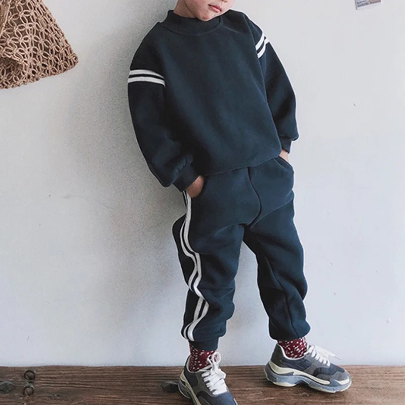 Winter baby wool sportswear set childrens long sleeved clothing set boys casual pants set warm toddler set 240924