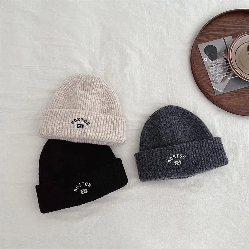 Korean letter baby hat soft knitted boy and girl Beanies winter warmth toddler pull windproof cold proof for children 240925