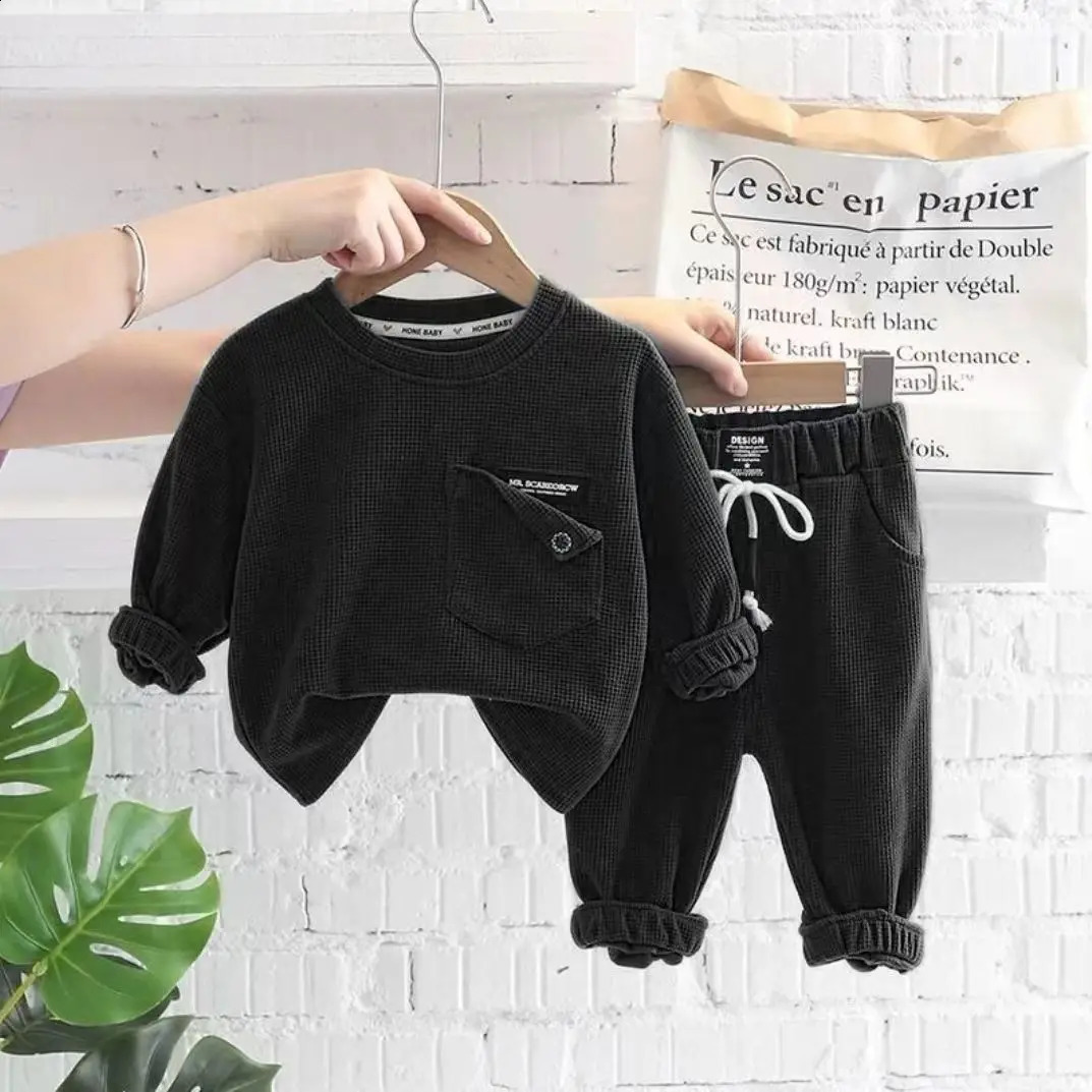 Baby set boys sportswear spring and autumn clothing solid color small mediumsized children handicrafts 240925