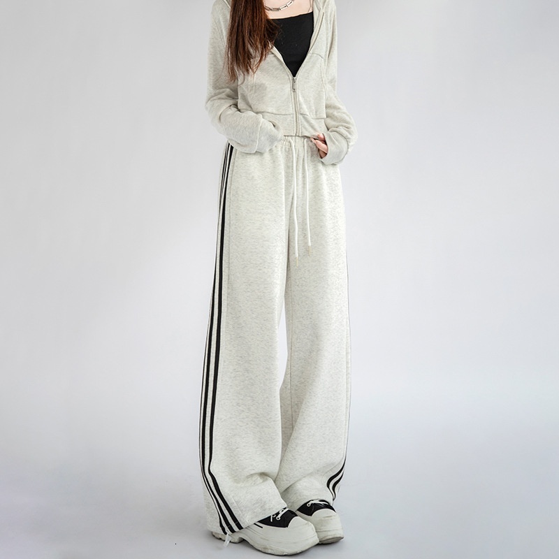 White sports for women in autumn and winter 2024, new high waisted loose side stripe casual straight sweatpants, American wide leg pants