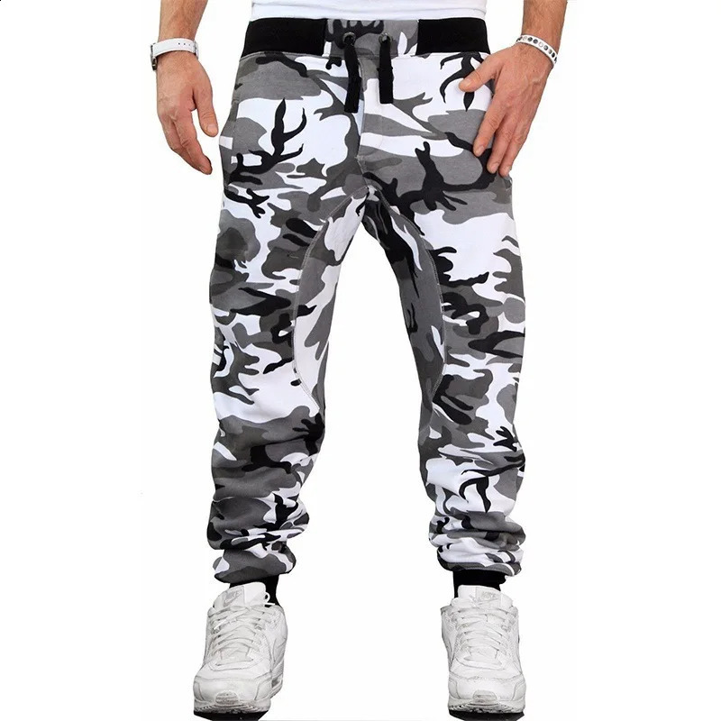 2023 Running Sweatpants Men Camouflage Elasticity Cargo Pants Drawstring Multi Pockets Bottoms Casual Jogger Trousers 240920
