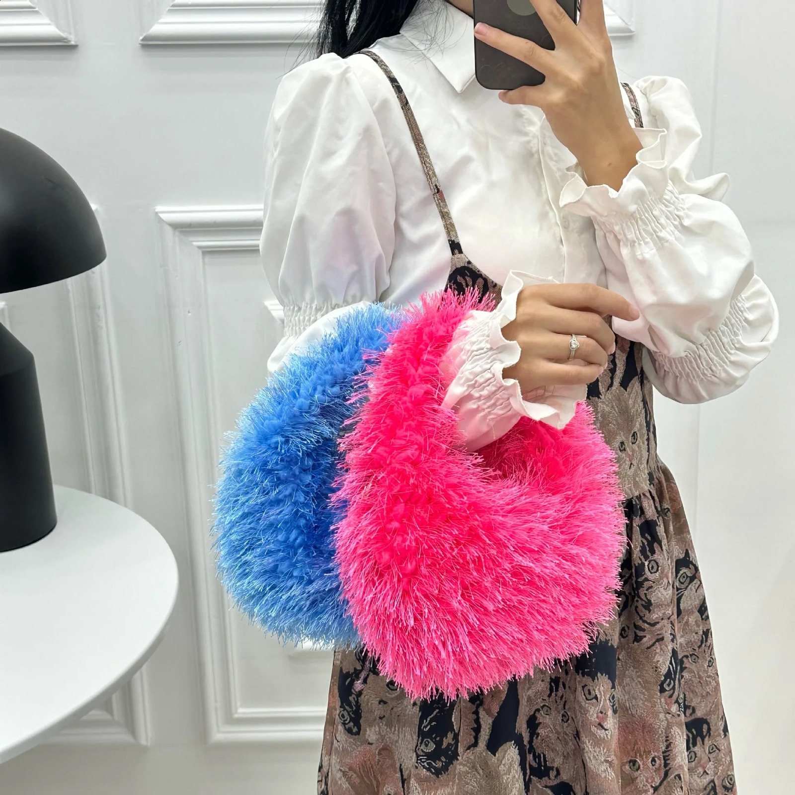 Simple solid color plush womens shoulder bag fashion chain fake fur womens cross body bag sweet casual womens handbag wallet 240923