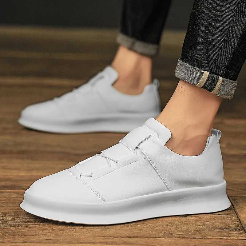Mens Shoes Luxury Brand Leather Casual Shoes High Quality Walking Sneakers New Fashion Italian Handmade Designer Sport Shoes M240925