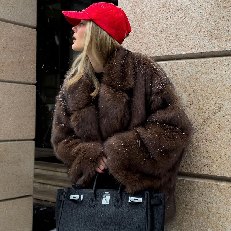 Brown Lapel Collar Warm Winter Cozy Coat Furry Faux Fur Jacket 2024 Fashion Vintage Iconic Vibe Outfit Fluffy Streetwear