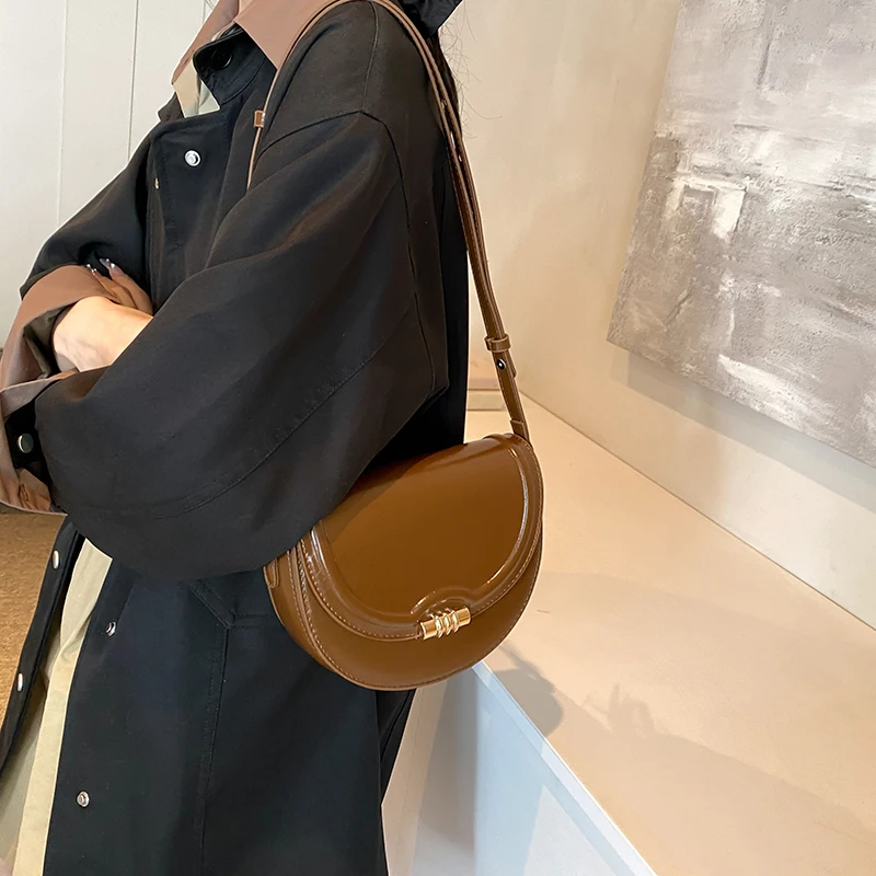 Classic Burgundy Women Crossbody Bag Vintage Solid TLXT Color Flap Bag Designer Shoulder Bags Female Daily Commuter