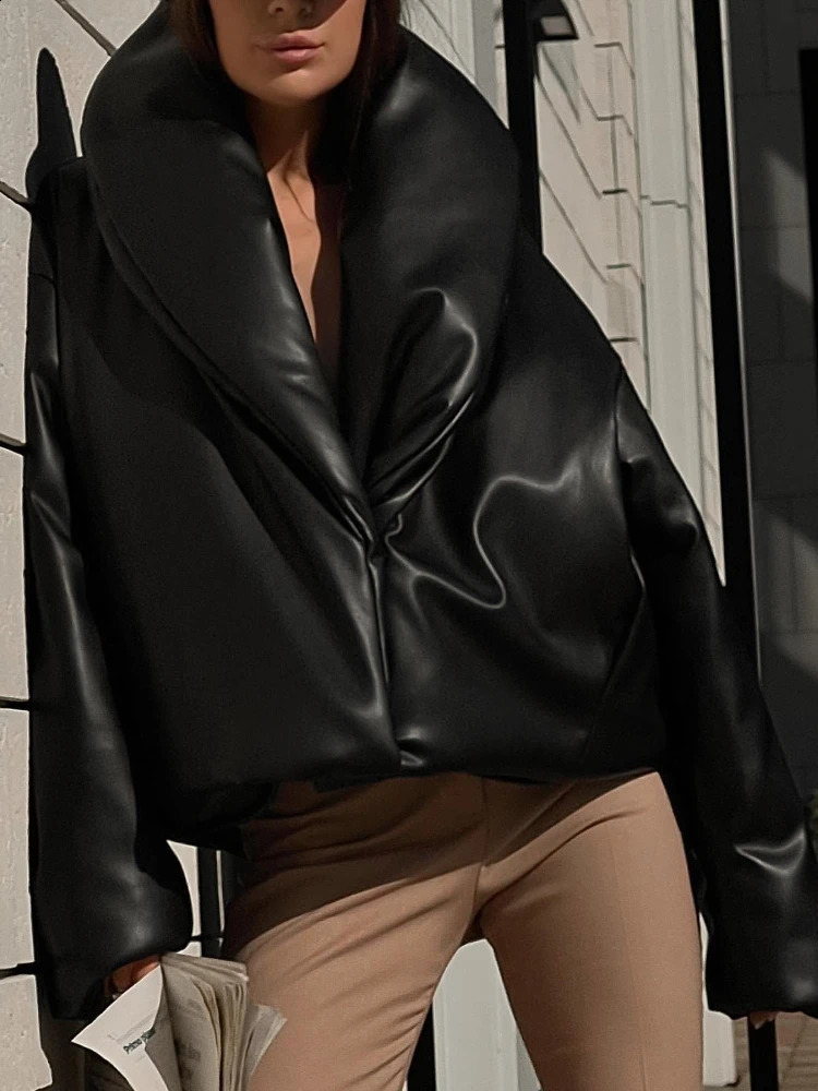 RR2832 Sheepskin Leather Cotton Winter Jackets Women Sexy Streetwear Puffer Cotton V Collar Thick Leather Parkas Women 240919