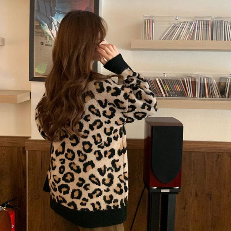 Biyaby Leopard Knitted Sweaters Woman Vintage Lazy Style Loose Jumper Blouse Women 2023 Autumn Winter O-Neck Bottoming Pullovers