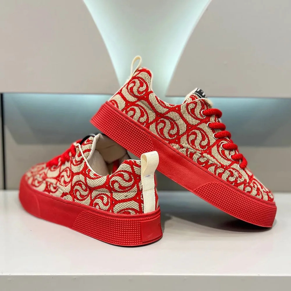 2025 New Multi functional Canvas Shoes Outdoor Comfortable Shoes Fashion Board Feel Leisure Spring/Summer Thick soled Men's Sports Shoes