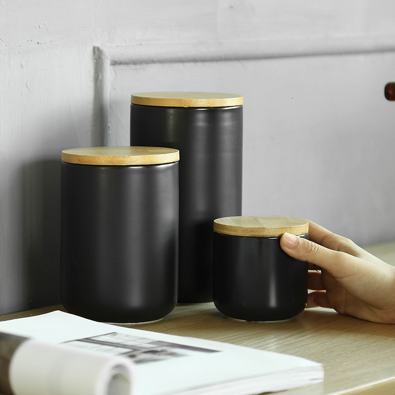 Simple Black And White Ceramic Sealed Seasoning Miscellaneous Grain Coffee Beans Tea Can Storage Jar Kitchen Food Savers Stay Fresh Box