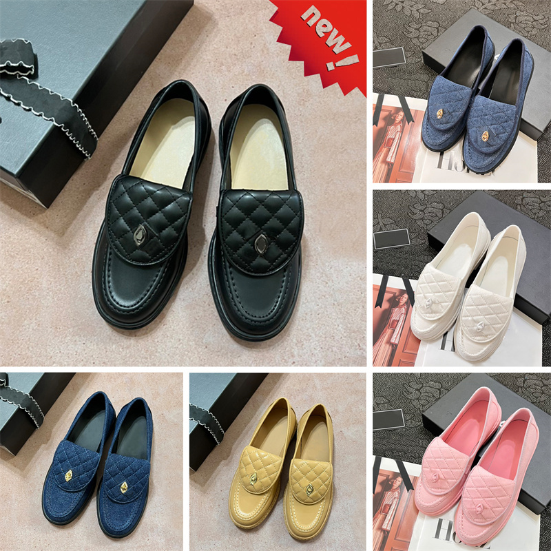 Womens Loafers dress shoes Black white pink Canvas Denim Blue yellow lady Patent Leather sneakers women designer Interlocking Quilted Lambskin Mocassins trainers