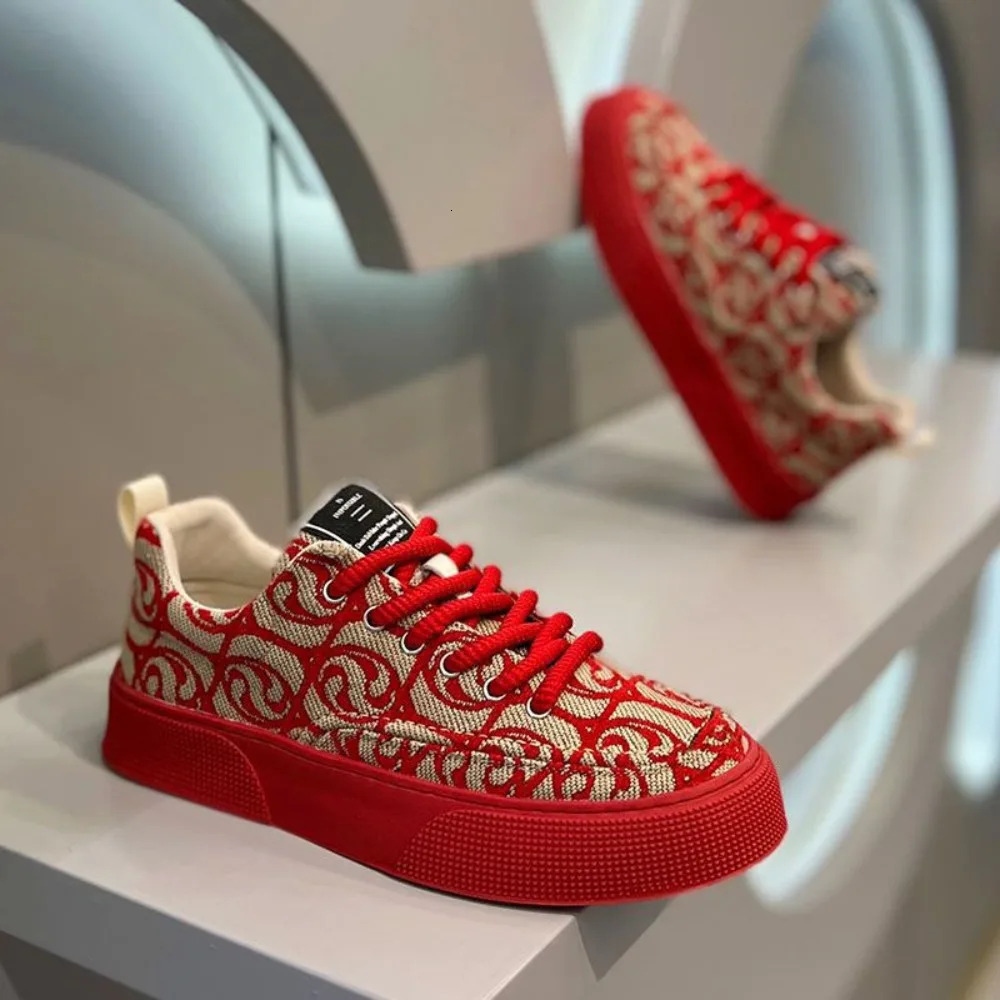 2025 New Multi functional Canvas Shoes Outdoor Comfortable Shoes Fashion Board Feel Leisure Spring/Summer Thick soled Men's Sports Shoes