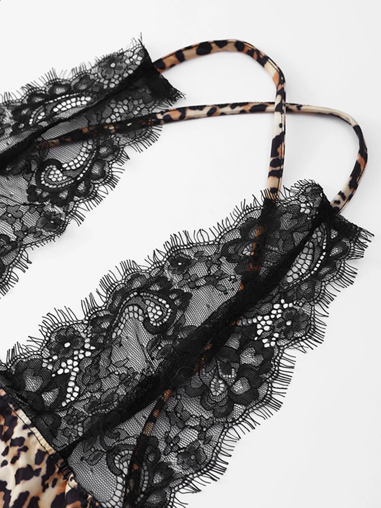 Sexy Leopard Lace Patchwork Maxi Halter Dress For Women Fashion Deep V Neck Backless Long Dresses 2024 Female Holiday Vestidos 240915