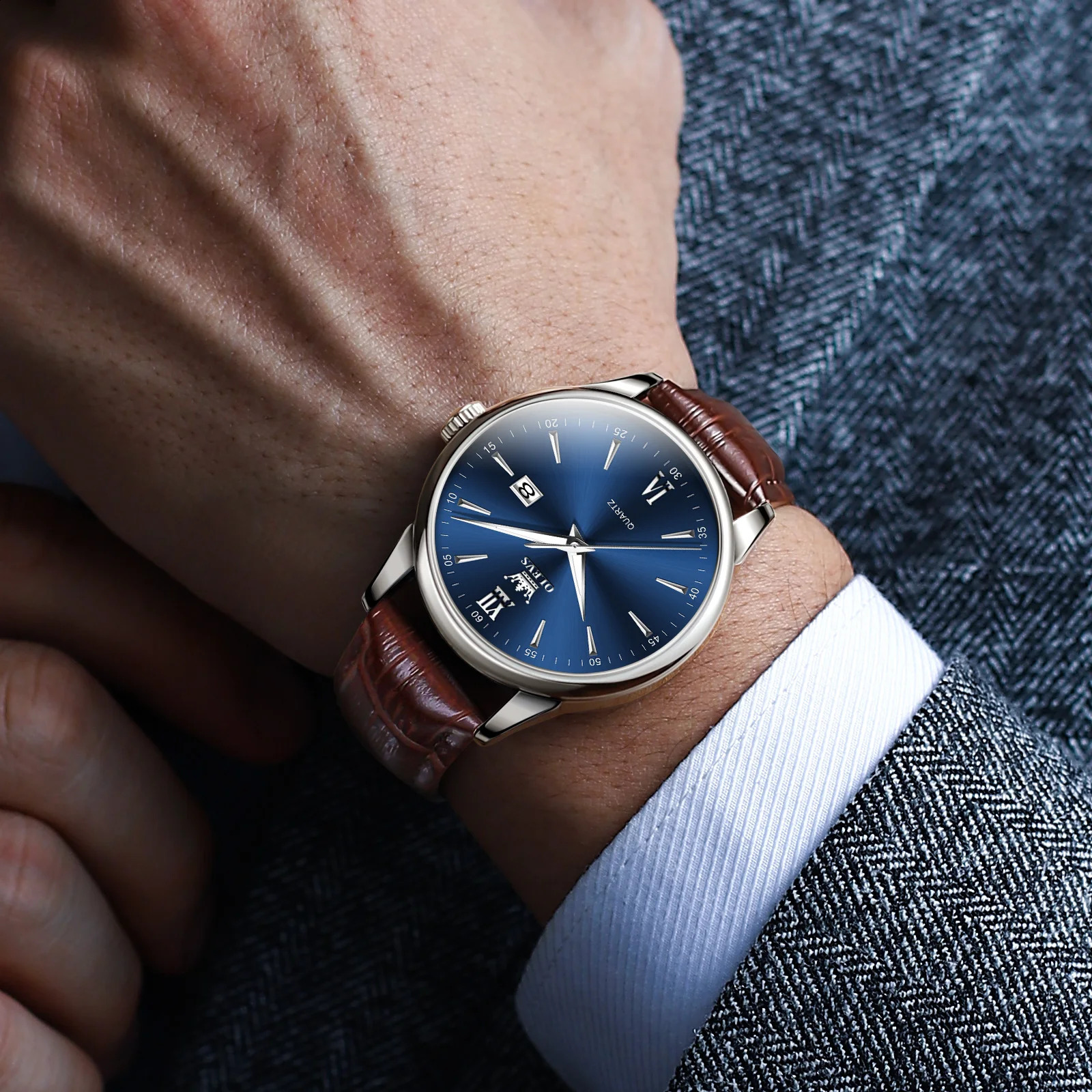OLEVS Quartz Mens Watch Fashion Business Waterproof Leather Strap Classic Ultra Thin 6.5mm Date Dial Mens Watch 240927