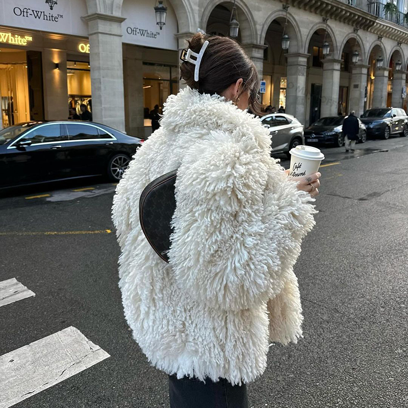 Neo Mint 2024 Winter Elegant Lapel Faux Coat Women Blogger Brand Fashion Loose Solid Outerwear Curly Hairy Fur Jacket Female
