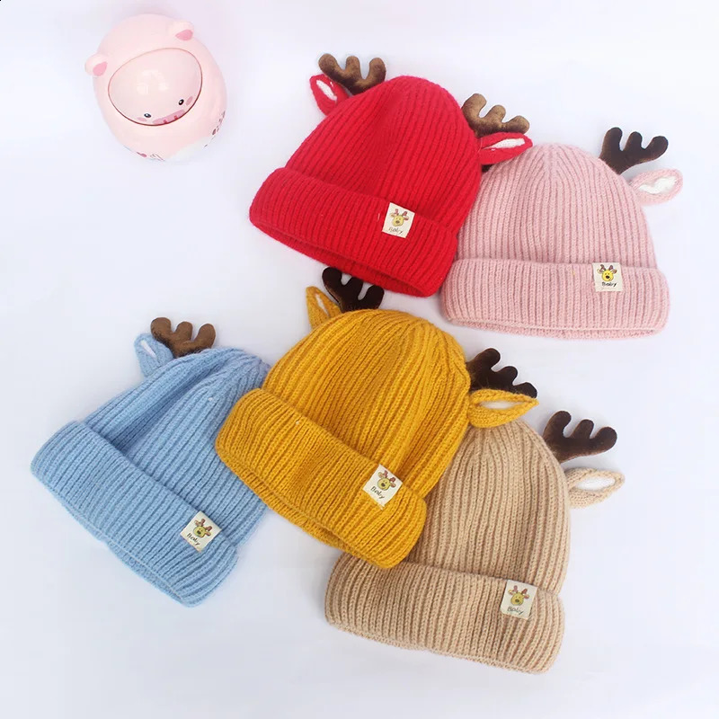 Childrens Christmas Hat Cute Elk Ear Baby Bear Cartoon Ant Preschool Hook Knitted 14 Year Winter Warm Wool for Children 240925