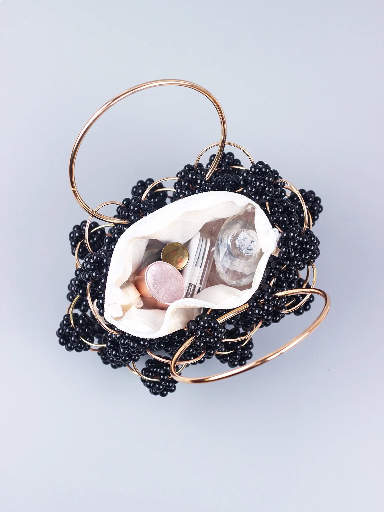 Black Ball Bag Bead Handheld Dinner Bag High Quality Womens Hollow Outer Bag Fashion Edition Handheld 240923