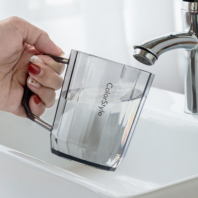 Creative Cloudy Mouthwash Cup - Premium Plastic Couple's Toothbrush Cup for Home