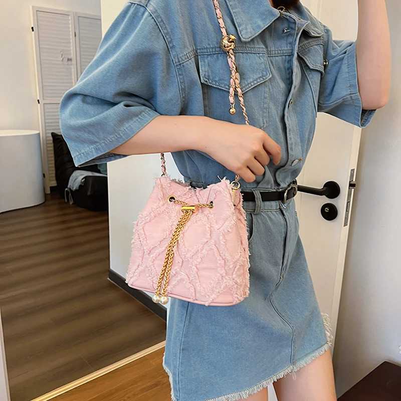 Canvas Womens Bag Pearl String Bucket Diamond Lattice Bags for Women Trend Metal Ball Chain Shoulder Sling Female Purse M240925