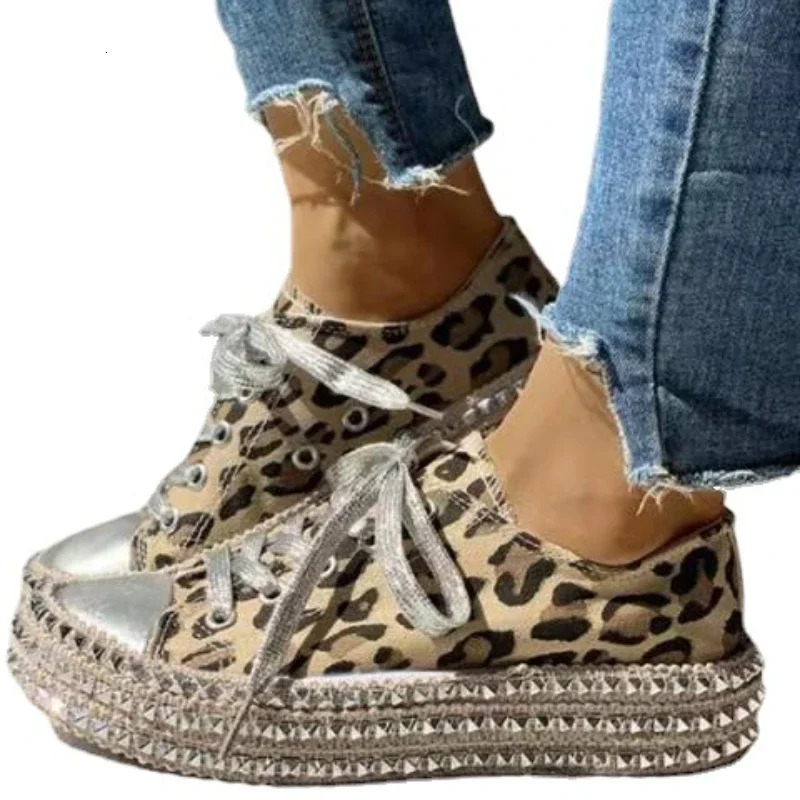 Women's Casual Fashion Studded Leopard Print Canvas For Women Lightweight Breathable Vulcanized Shoes Atos Mujer