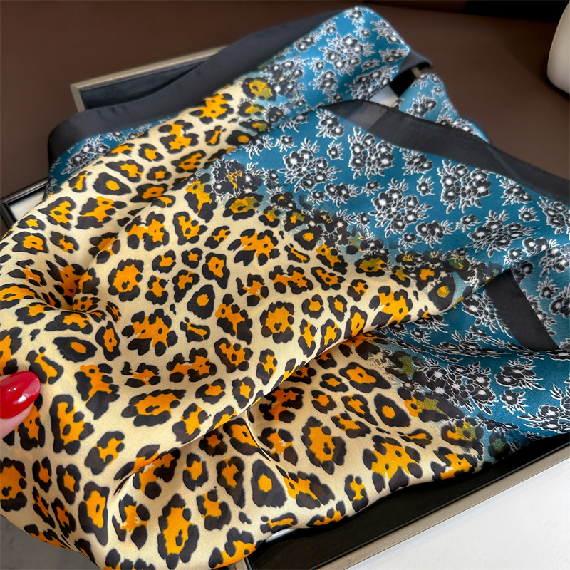 silk Lette ral for Presbya Long Scarves Women ece rint Scarf Fashion Bag Headband resbya 70x70cm Print Simple P scarf designers nice