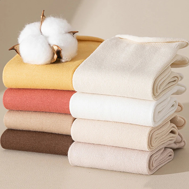 5 pairs of cotton socks with loose and soft knit middle tube solid color crew casual socks black and white breathable spring and autumn 240927