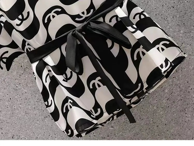 Fashionable and Elegant Chiffon Shirt Womens Summer Oversized Belly Covering Top Micro Flared Pants Twopiece Set 240927