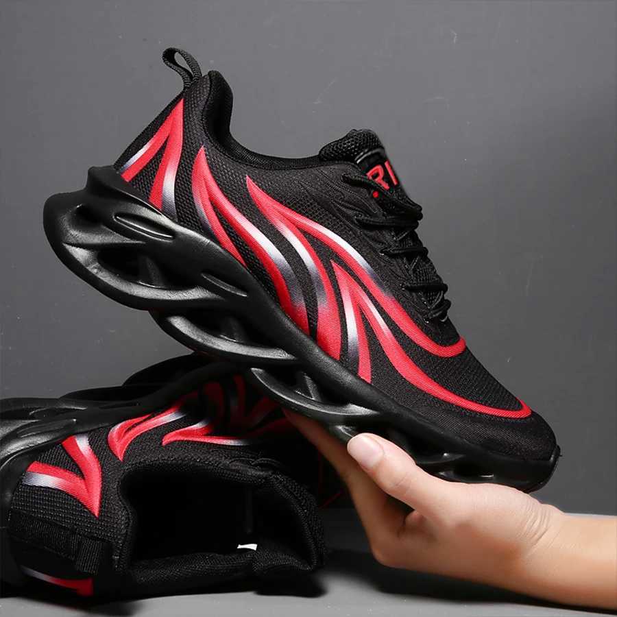 Womens Running Shoes Men Flame Printed Sneakers Knit Athletic Sports Blade Cushiing Jogging Trainers LightweightXJ250517
