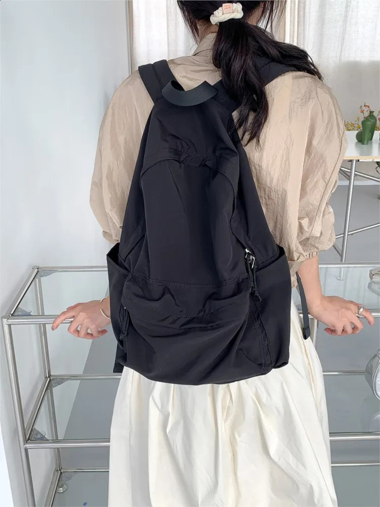 Korean Nylon Backpack For Women Large Capacity Casual Trendy Backpack Fashion Simple Solid College Student Bag Female 240924