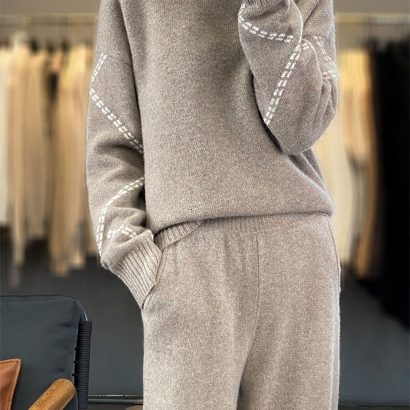 Autumn and Winter 100 Wool Fashion Flat Double Pocket Wide Leg Pants Thickened Embossed High Flip Collar Woolen Sweater Set y240926