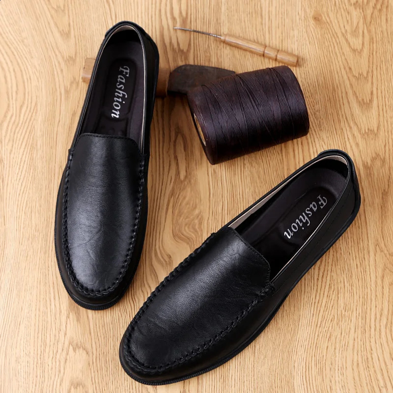 Italian Leather Mens Casual Summer Men Loafers Driving Moccasins Male Comfortable Light Slip On New Boat Shoes Man 240924
