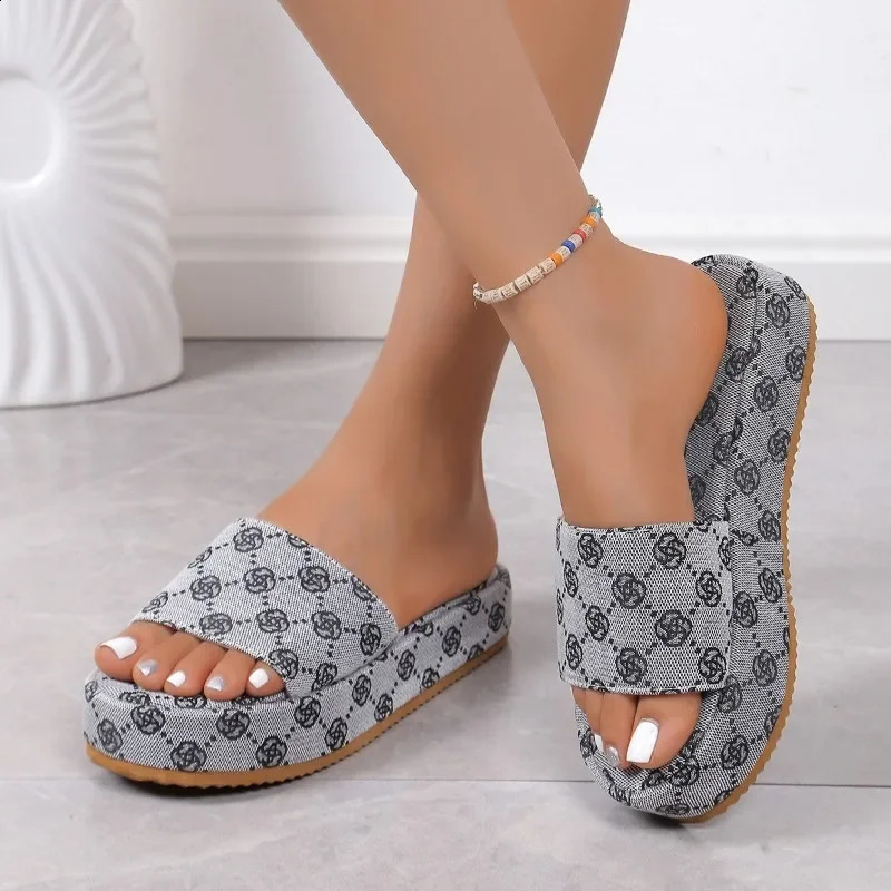 Women Platform Slippers 2024 Summer Shoes Flat Sandals Outdoor Floral Ladies Beach Sandalias 250820