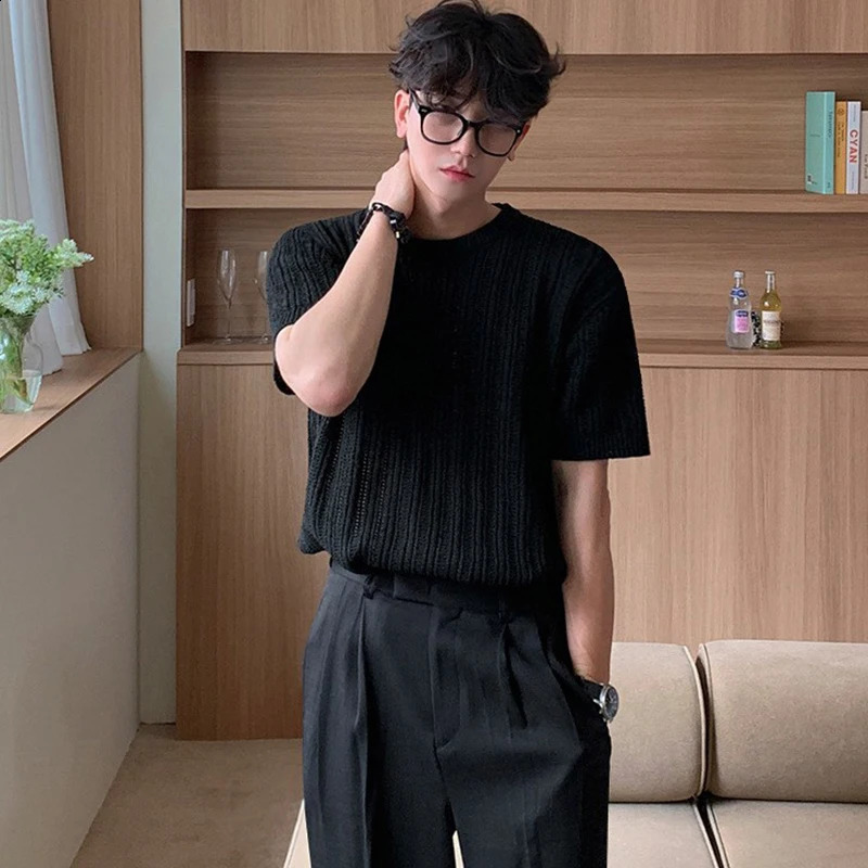 Mens Clothing Light Hollow Out O Neck Knit T Shirt Leisure Solid Color Short Sleeve Korean Retro Knitwear M-2XL 240927