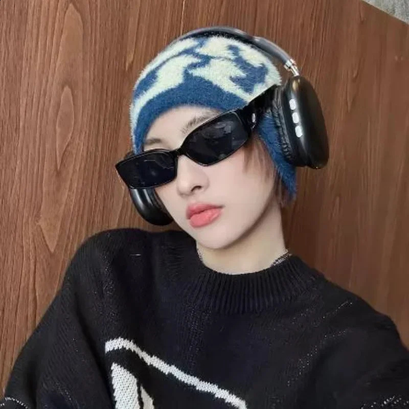 Latest Y2K unisex warm bean hat plush letter jacquard rabbit fur cashmere skull Ins soft fuzzy personalized bean hat 240926