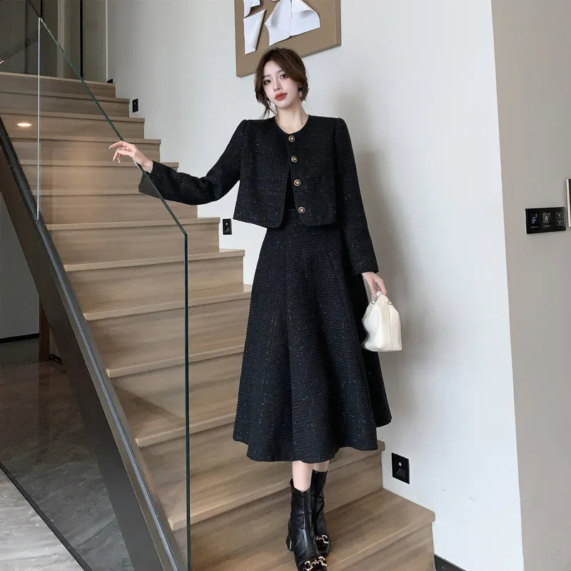 High Quality French Two Piece Set Women Tweed Solid Simple ONeck Long Sleeve Jacket CoatHigh Waist Skirt Suit Autumn Clothes 240926