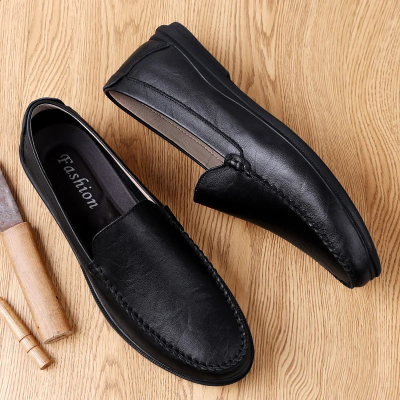 Italian Leather Mens Casual Summer Men Loafers Driving Moccasins Male Comfortable Light Slip On New Boat Shoes Man 240924