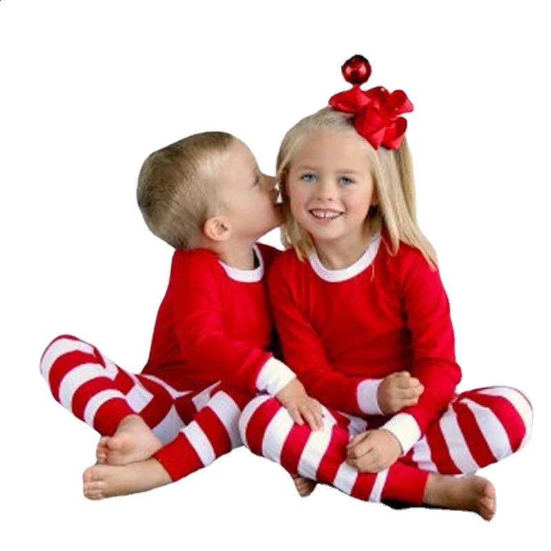 Christmas Pajama Set Striped Printing Mother Father Child Matching Clothes Tight Soft 2piece Family Appearance 240926
