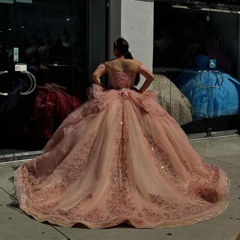 2024 Quinceanera Dresses Blush Pink Off Shoulder Short Sleeves Sequined Lace Applique Beads Corset Back Ruffles Sweet 16 Dress Vestidos De 15 Prom Par