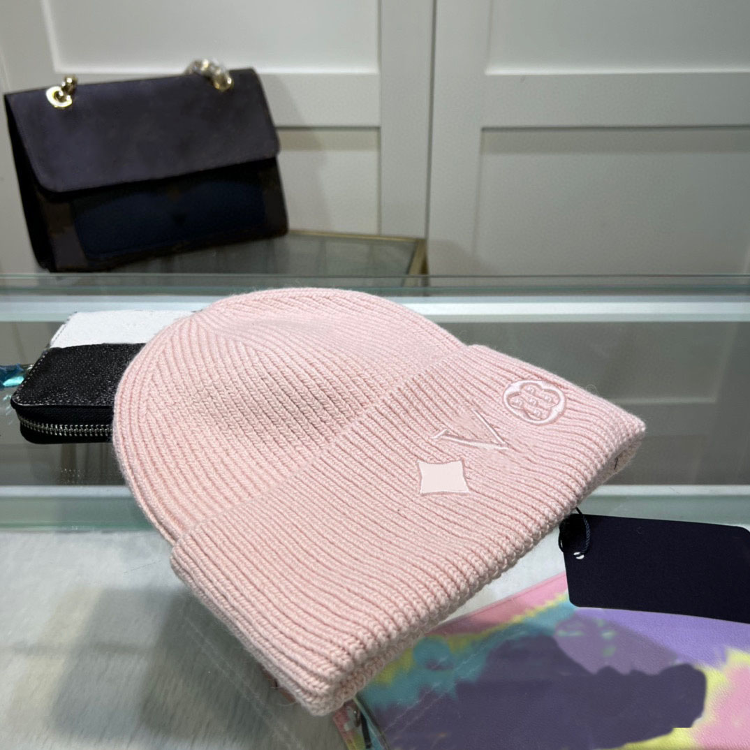 beanie cowboy women and Designer men with the same winter warm cold anti freezing ear fashion leisure outdoor travel ski brimless cap wool monogrammed