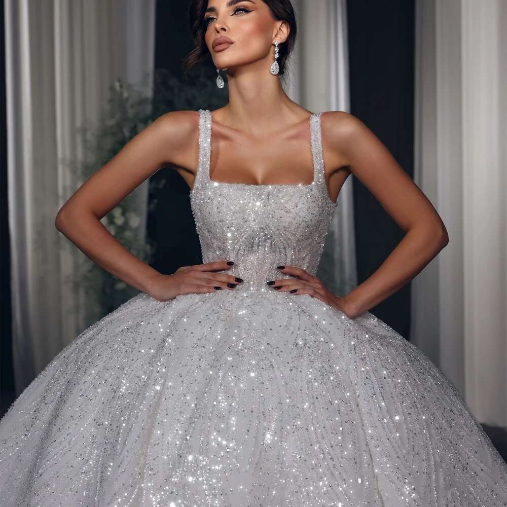 2024 Ball Wedding Dress Exquisite Square Collar Sequined Beaded Sleeveless Bridal Gown Custom Made Bride Dresses 0107