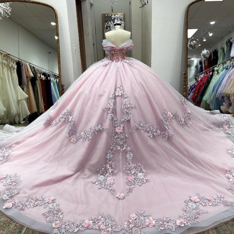 Light Pink Quinceanera Dresses Off Shoulder Appliqued Lace Crystal Tull Ball Gown Princess Party Birthday Vestidos 15 Anos Sweet 16 Dress