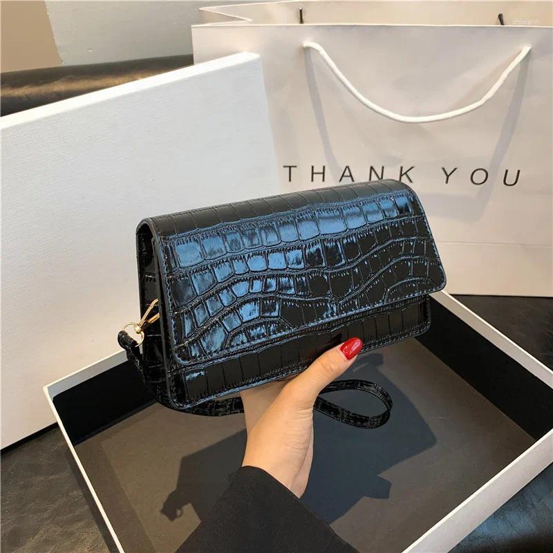 designer Black Crocodile Pattern Shoulder Bag - Leather Handbag for Women Stylish Comfy Handbag shoulder women bag crossbody bag