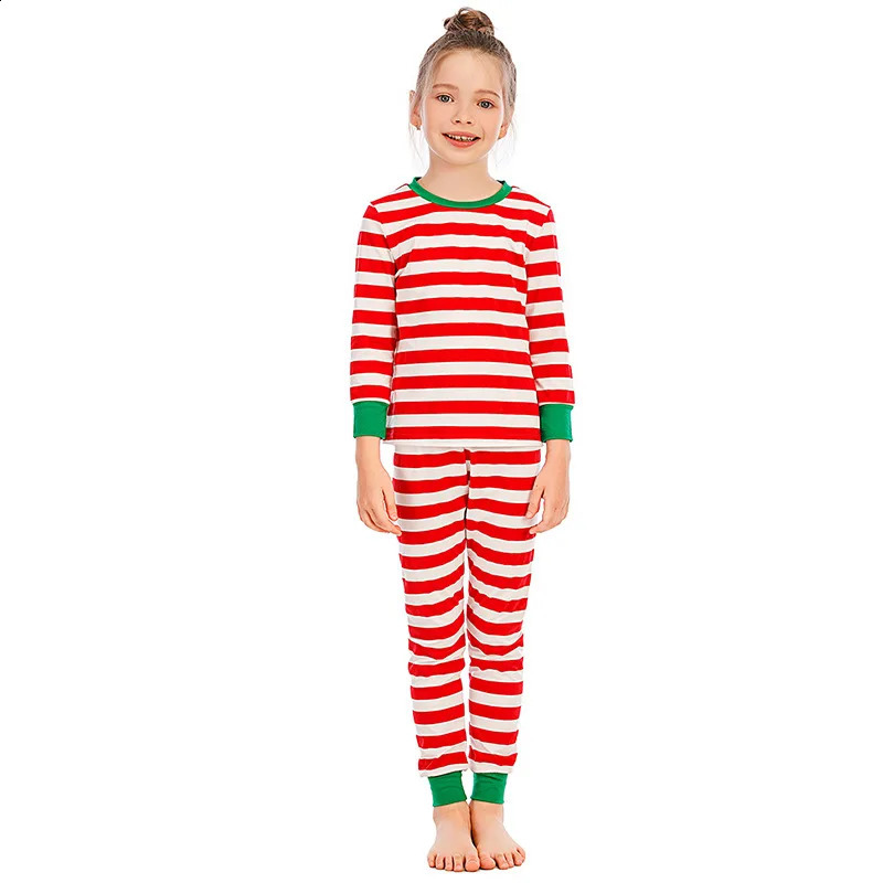 Red and White Striped Family Christmas Pajama Set Childrens Pajamas Mother Father Appearance Couples 240926