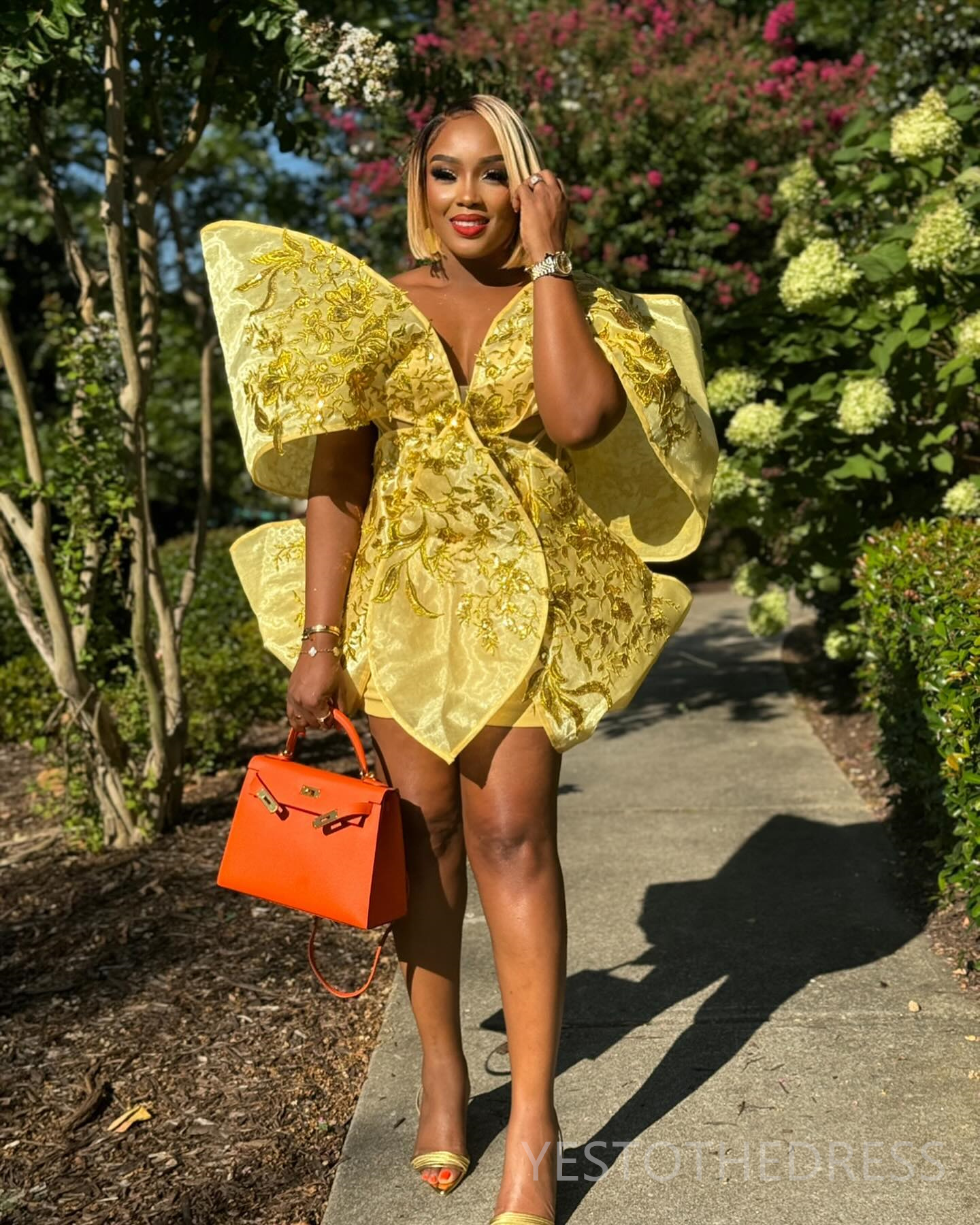 2024 Aso Ebi Gold Cocktail Dresses For Women Short Prom Dresses Mini Dresses Illusion Flora Appliqued Lace Beaded Birthday Dresses For Special Occasio