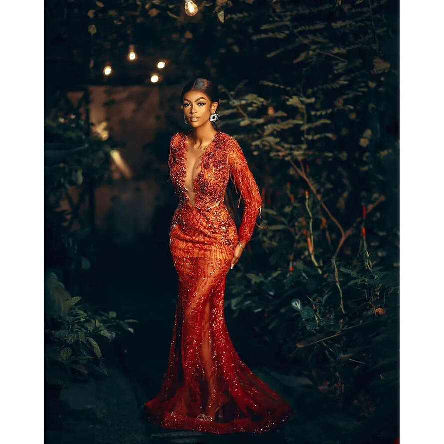 Shining Deep Prom Mermaid V-Neck Glamorous Dresses Beaded Tassel Long Sleeves Backless Zipper Or Length Custom Made Evening Dress Plus Size