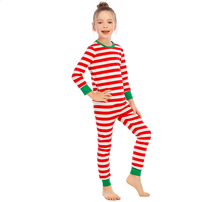 Red and White Striped Family Christmas Pajama Set Childrens Pajamas Mother Father Appearance Couples 240926