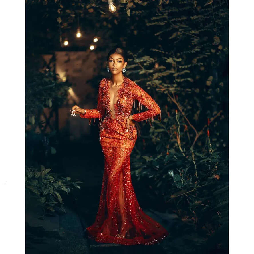 Shining Deep Prom Mermaid V-Neck Glamorous Dresses Beaded Tassel Long Sleeves Backless Zipper Or Length Custom Made Evening Dress Plus Size