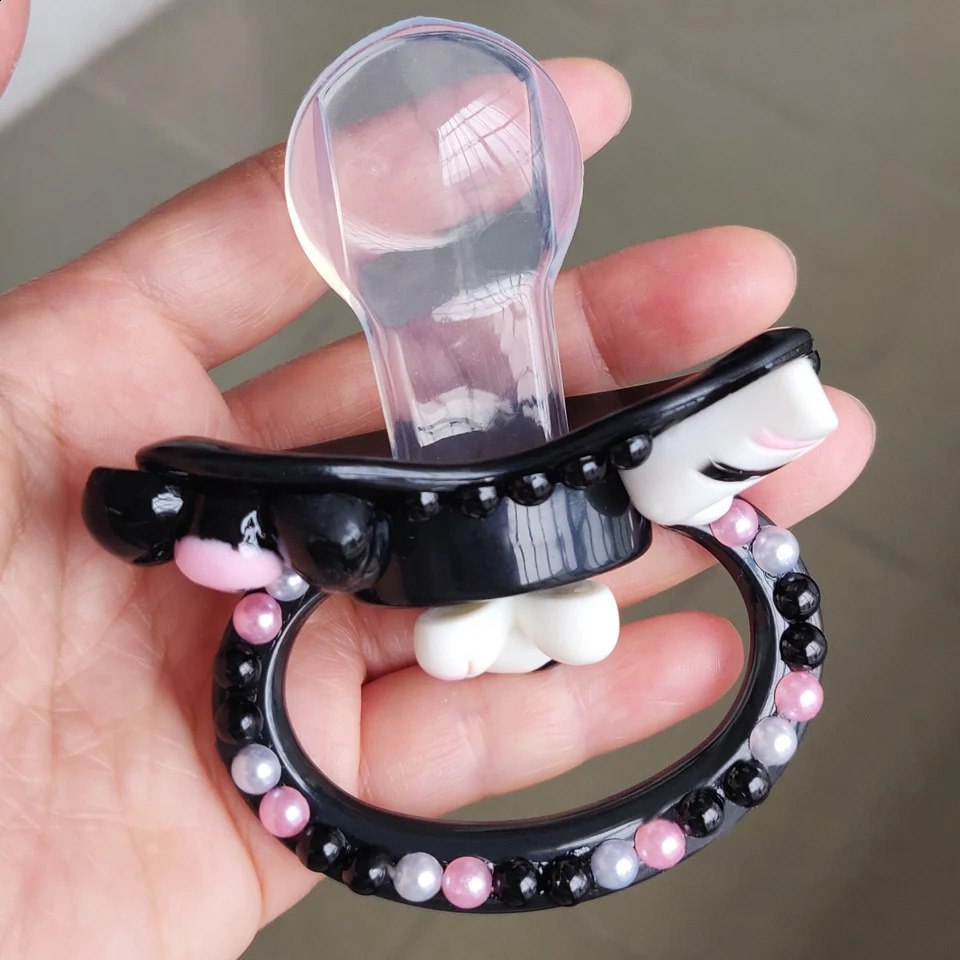 DDLG adult pacifier cute large-sized silicone naughty rabbit adult pacifier suitable for fathers and girls 240920