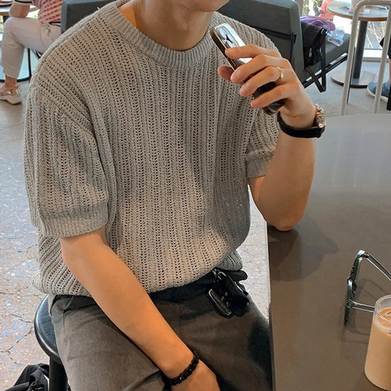 Mens Clothing Light Hollow Out O Neck Knit T Shirt Leisure Solid Color Short Sleeve Korean Retro Knitwear M-2XL 240927