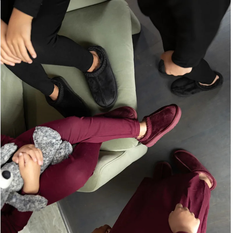AP rens velvet slippers boys and girls wool winter low back shoes rens fashionable casual velvet home slippers 240925