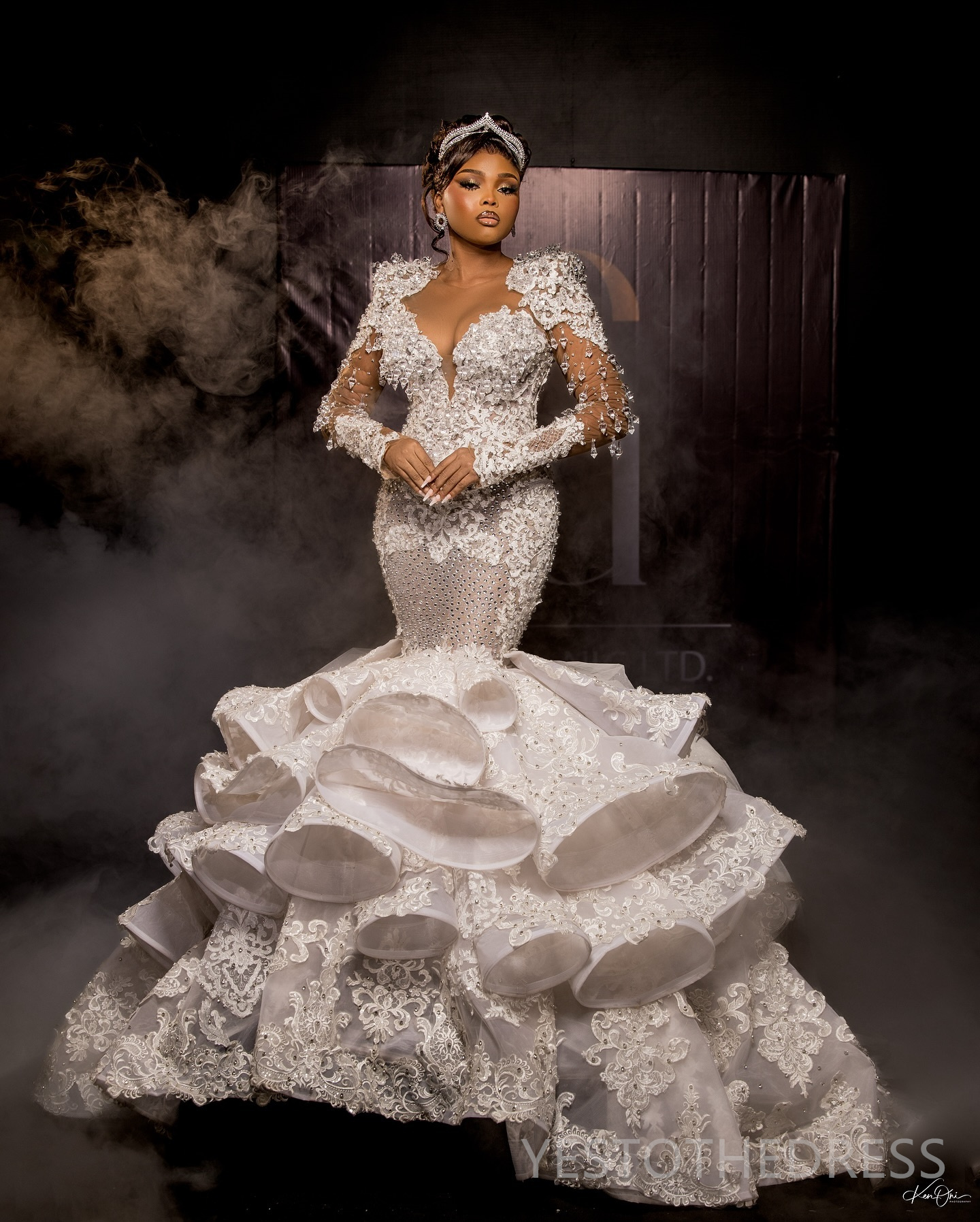 R&W 2024 Plus Size Mermaid Wedding Dresses Bridal Gowns Illusion Long Sleeves Sheer Neck Beaded Lace Tiered Tulle CrystalWedding Gown for African Blac